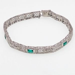 Vintage emerald gold bracelet